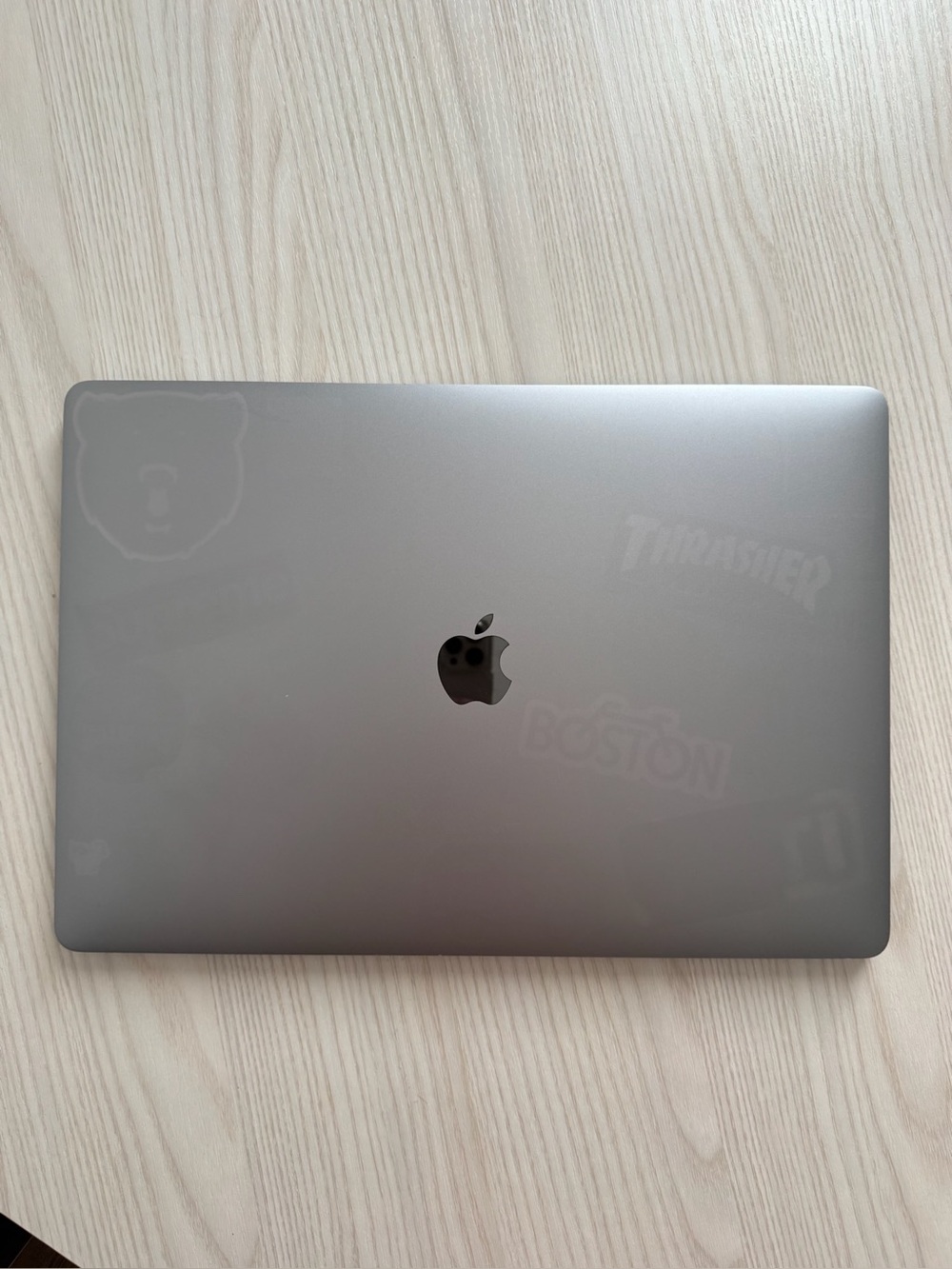 MacBook Pro i7 2.8GHz 15" (Mid 2017) 256GB